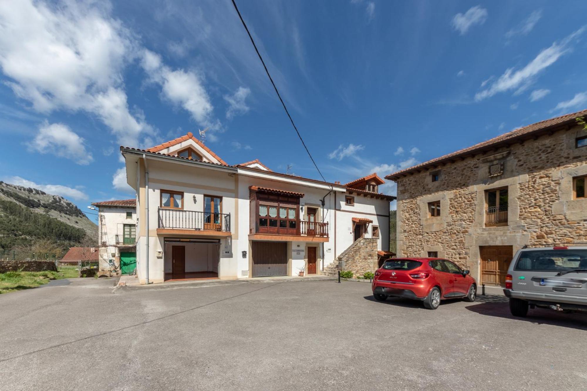 43B Nature With Parking By Aston Rentals Otañes Esterno foto